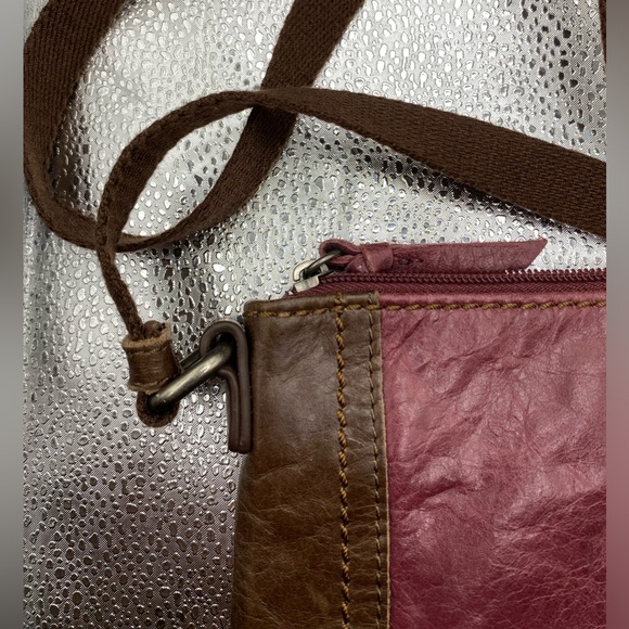 The Sak Crossbody - Picture 7 of 9